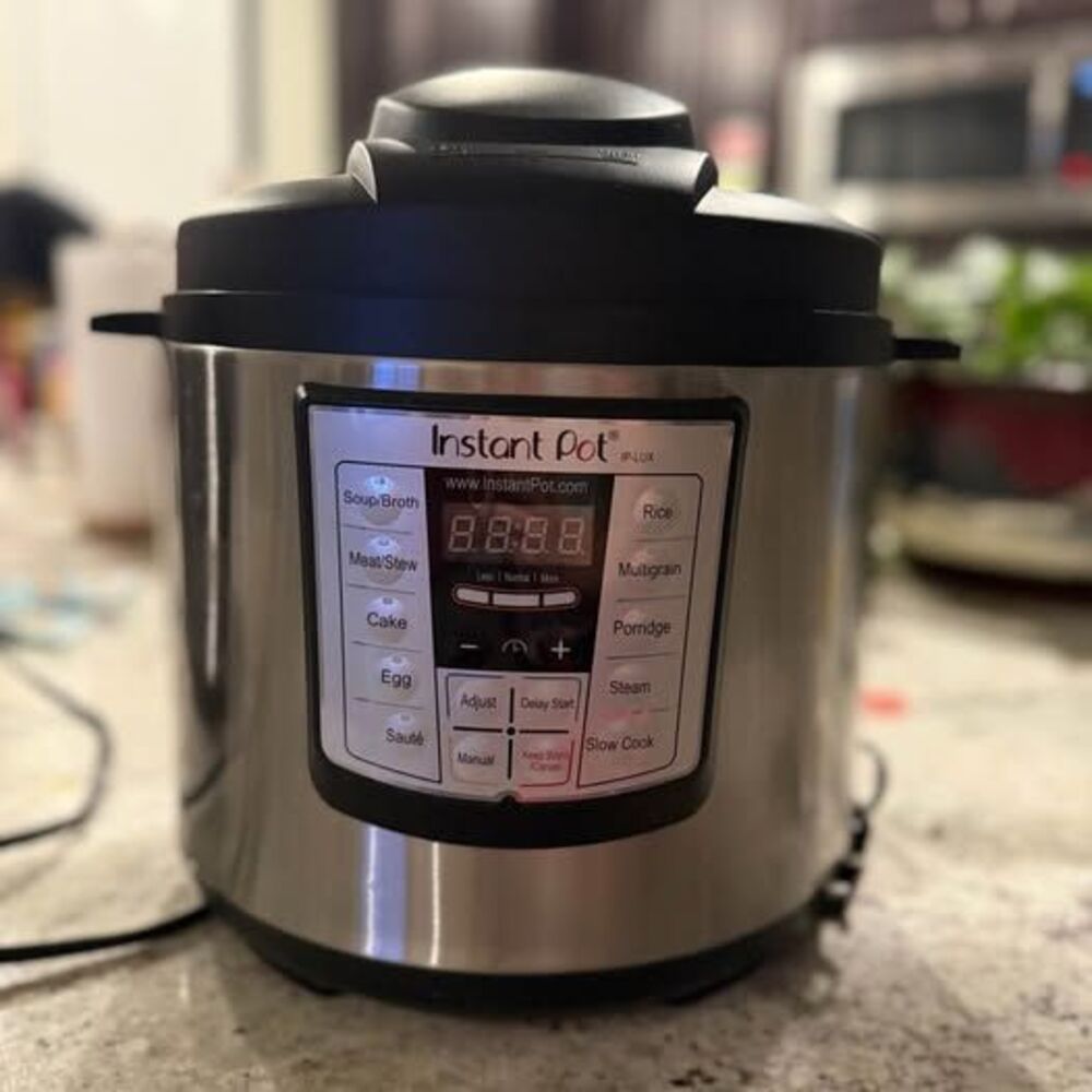 Instant Pot IP-LUX 6-Quart Pressure Cooker